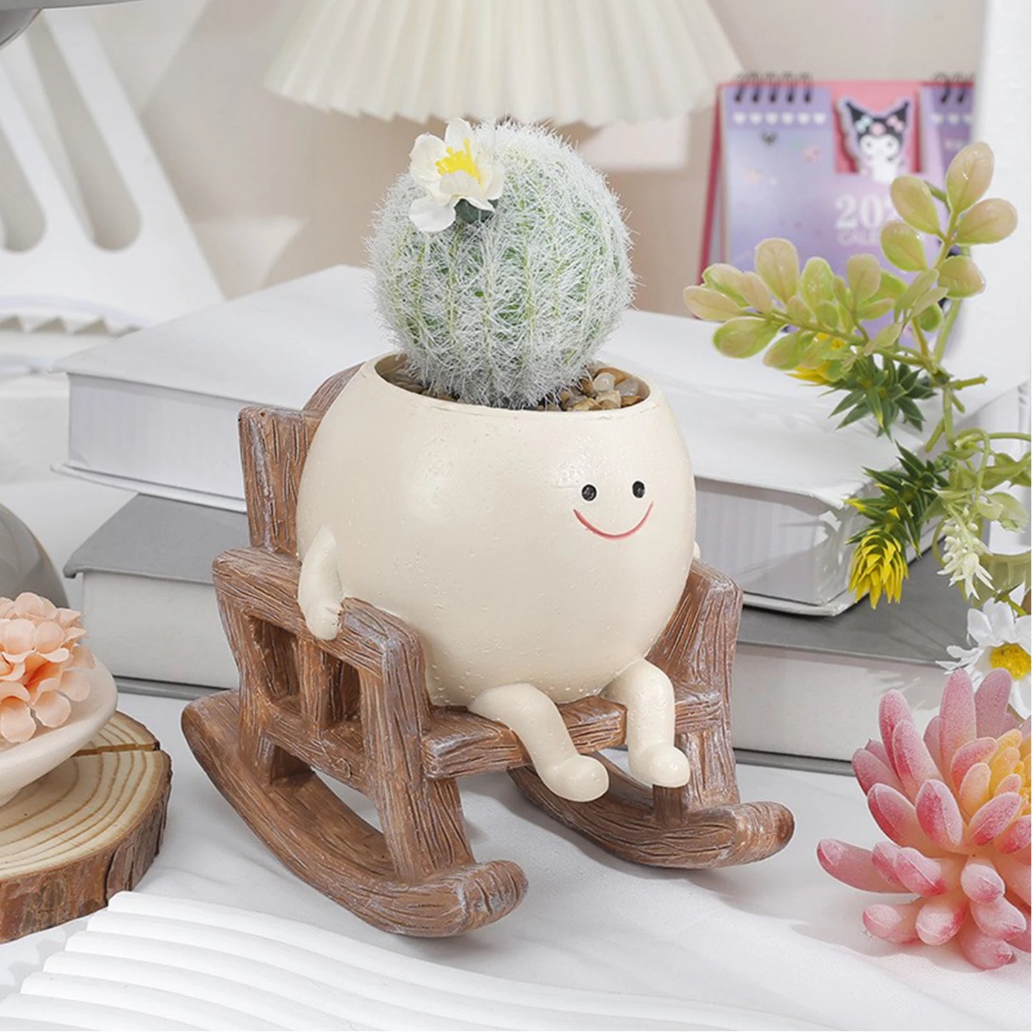 Rocking Chair Smiley Pot