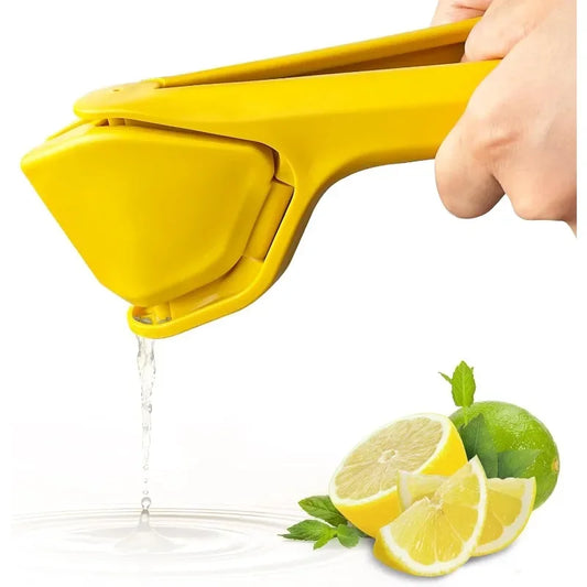 Lemon Squeezer with Built-in Strainer